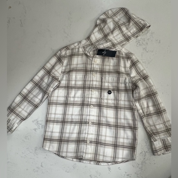 NWT🏷️ Abercrombie Kids 🫎BOY FLANNEL WITH HOOD 🧥SIZE 5-6 - Picture 4 of 6